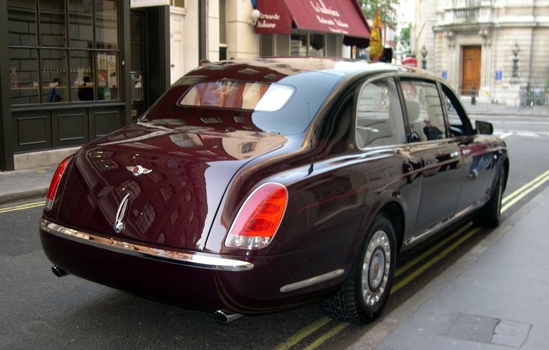 File:2002 Bentley State Limousine rear.jpg