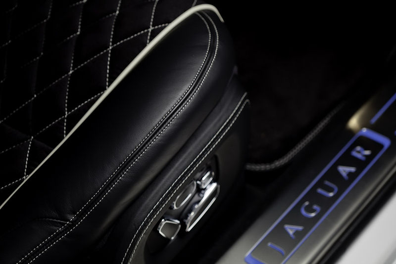File:Jaguar-XJ75-Platinum-11.jpg