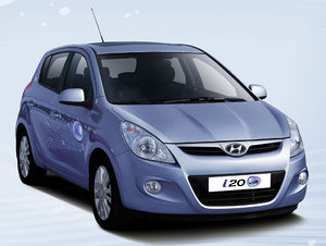 Hyundai-i20-blue-2.jpg