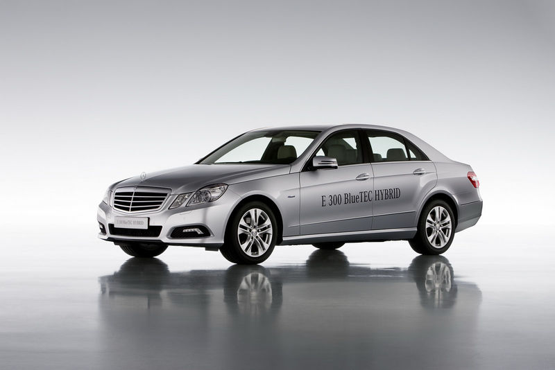 File:Mercedes-E300-HYBRID-Diesel-1.jpg