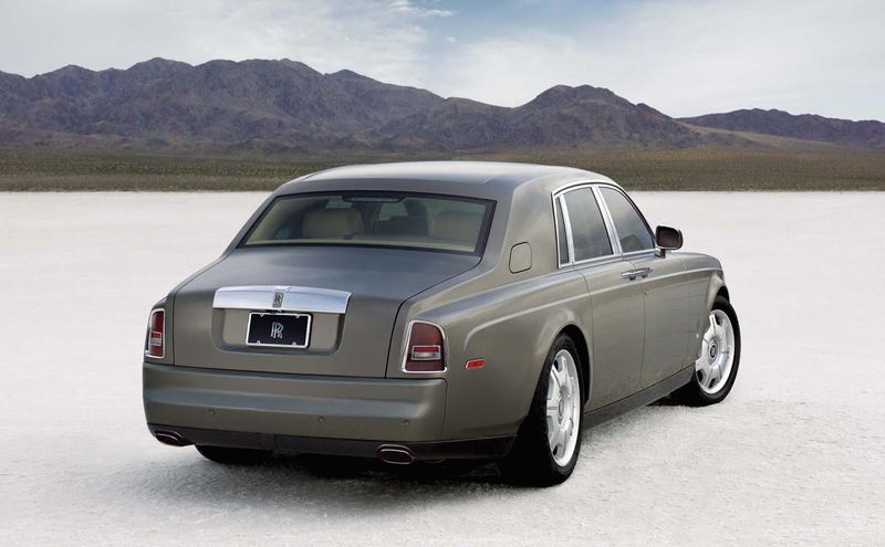 File:Rolls royce phantom facelift2009-01.jpg