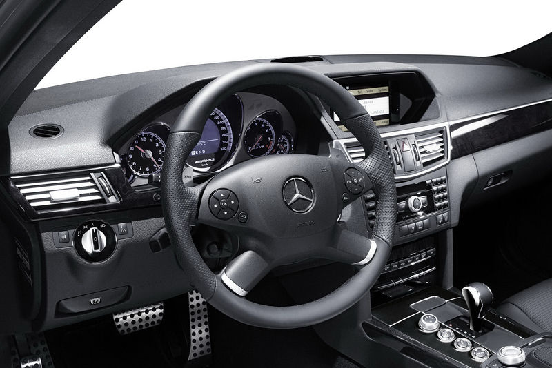 File:2011-Mercedes-E63-AMG-2.JPG
