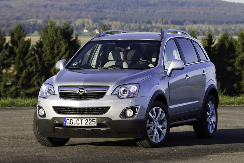 File:2011-Opel-Vauxhall-Antara-2.JPG