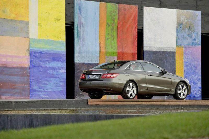 File:Mercedes-benz-e-class-coupe 1.jpg