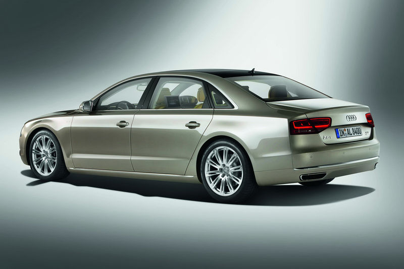 File:2011-Audi-A8-L-W12-47.jpg