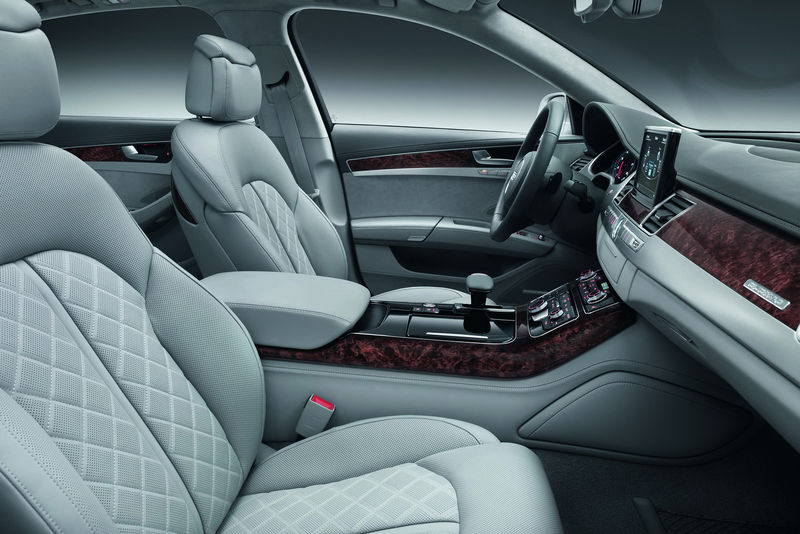 File:2011-Audi-A8-L-W12-22.jpg