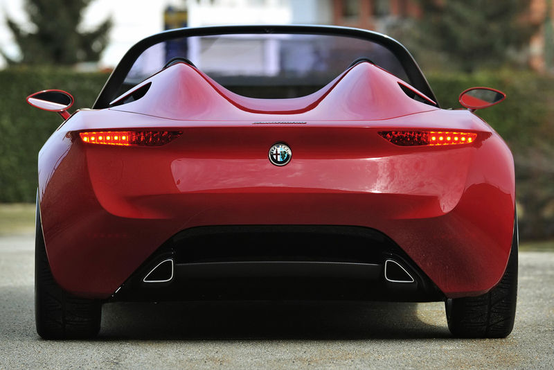File:Pininfarina-Alfa-Romeo-Spider-4.jpg