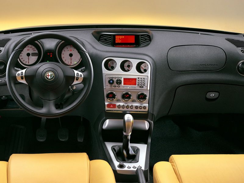 File:Alfa-Romeo-156-008.jpg