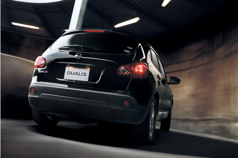 File:2011-Nissan-Dualis-2.JPG