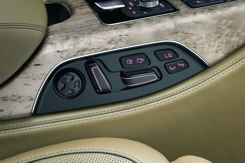 File:2011-Audi-A8-L-W12-39.jpg