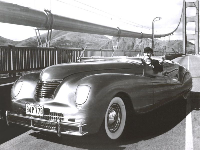File:1941 Chrysler Newport LeBaron Concept Car Frt Qtr BW.jpg