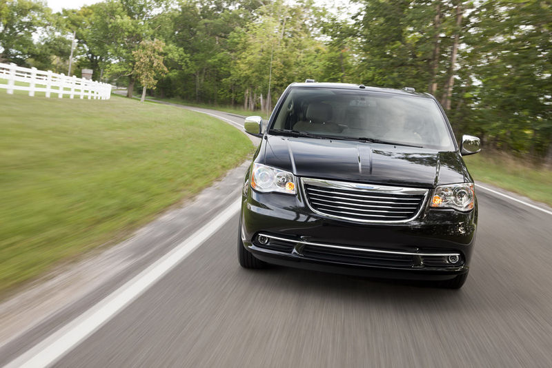 File:2011-Chrysler-Town-and-Country-9.JPG