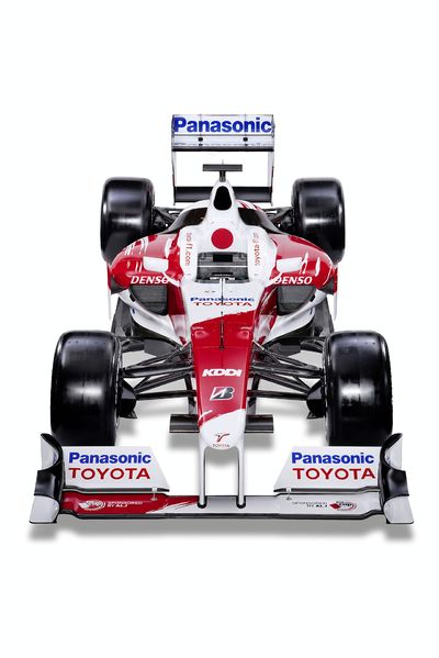 File:2009-panosonic-toyota-tf109-formula-1-car 7.jpg