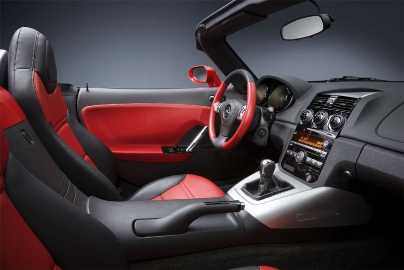 File:Opel GT 2007 BlackRed Interior.jpg