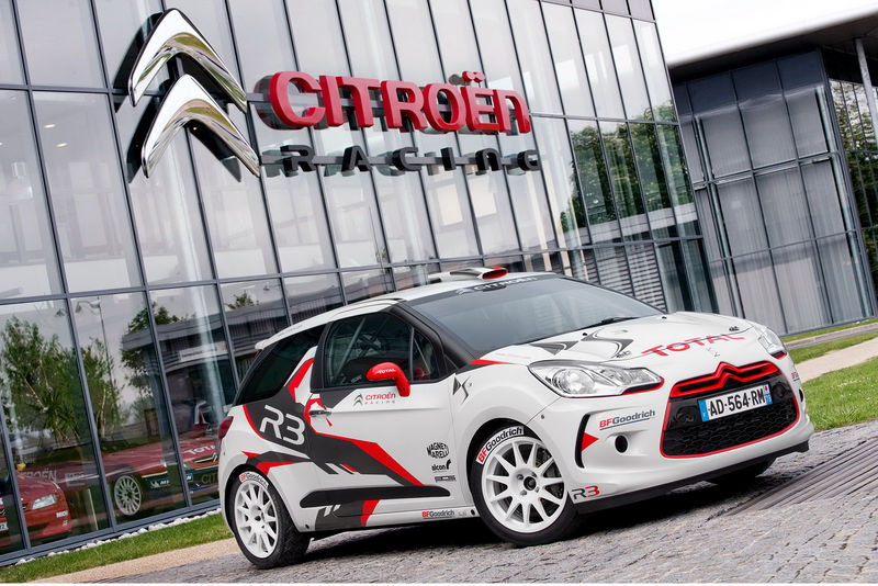 File:Citroen-DS3-Rally-Car-4.jpg