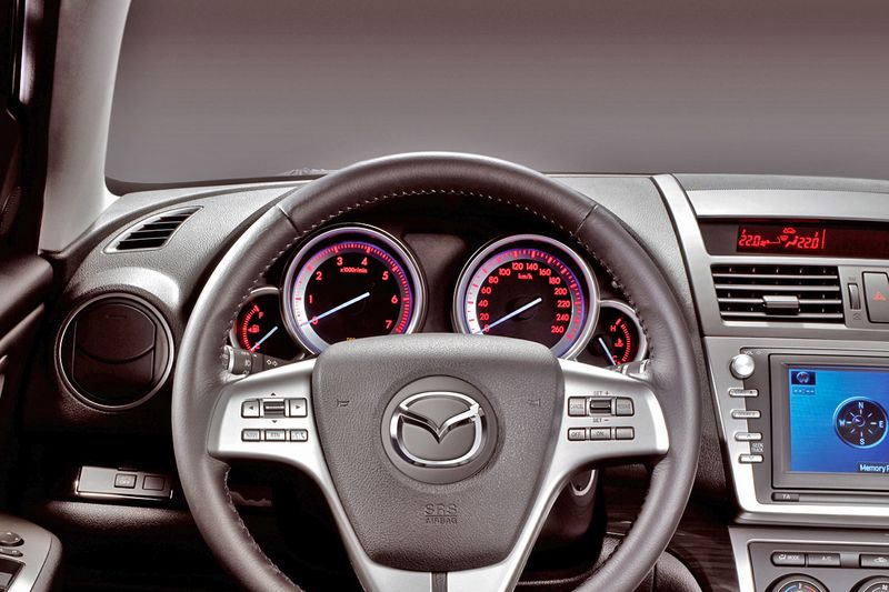 File:Carscoop Mazda6 29.jpg