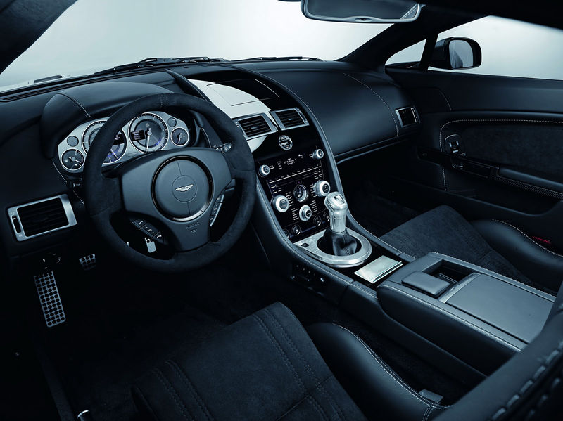 File:Aston-Martin-V12-Vantage-Carbon-Black-3.jpg
