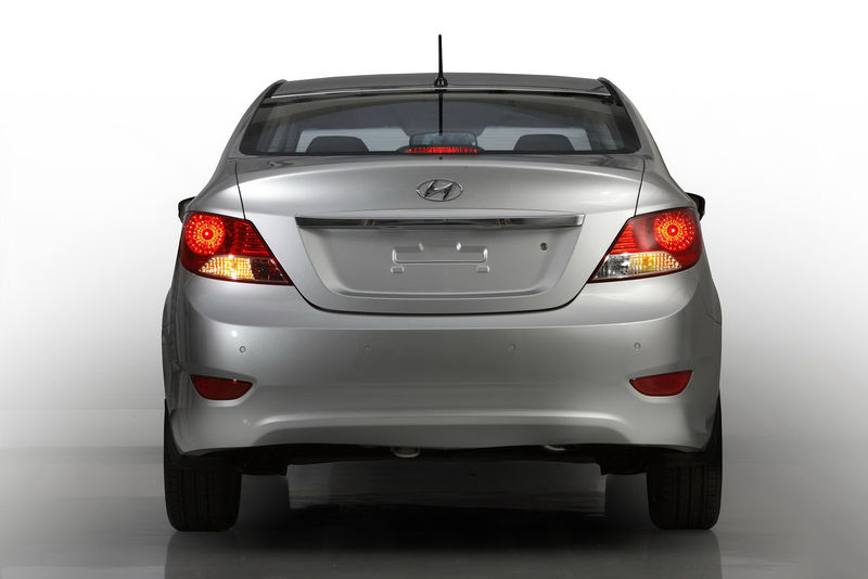 File:2011-Hyundai-Solaris-7.jpg