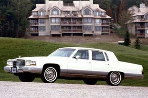 Cadillac-826-1.jpg