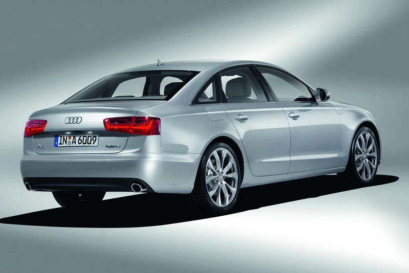 File:2012-Audi-A6-63.jpg