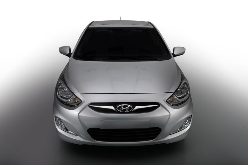 File:2011-Hyundai-Solaris-8.jpg