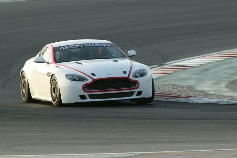 File:Aston-martin-racing-2009-specification-vantage-gt4 4.jpg