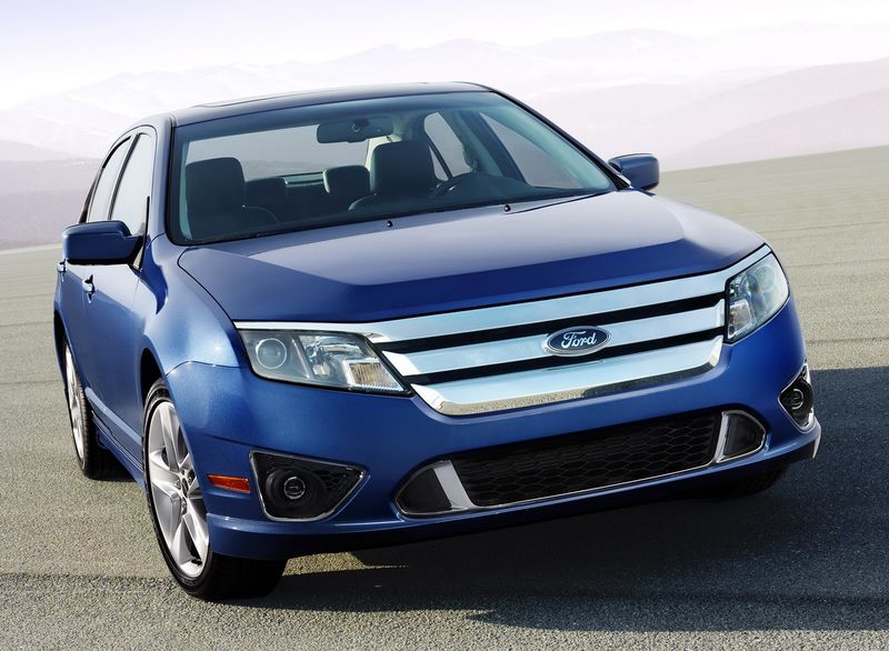 File:Ford-Fusion-2010-0.jpg