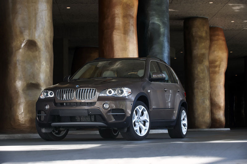 File:2011-BMW-X5-185.jpg