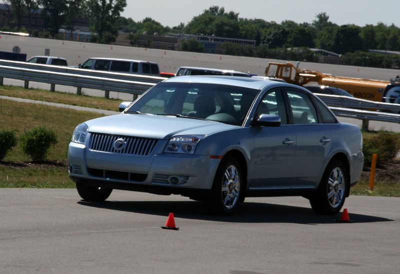 File:2008 Mercury Sable at Ford Test Track.jpg