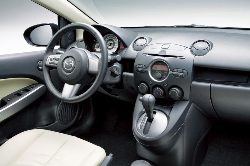 File:Mazda2 Demio sedan 010.jpg