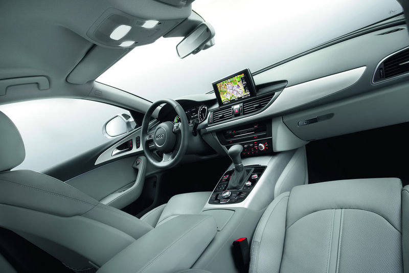 File:2012-Audi-A6-71.jpg
