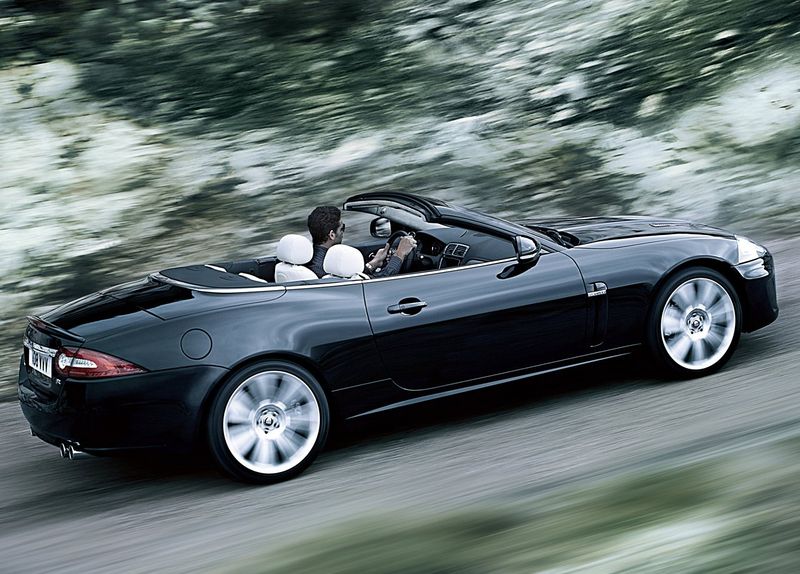 File:2010 Jaguar XKR 7.jpg
