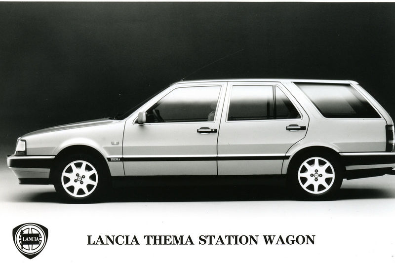 File:Carscoop-Lancia-Thema-16.jpg