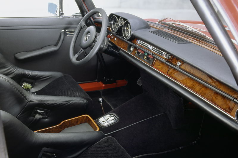 File:1971 Mercedes-Benz 300 SEL 6.8 AMG (4).jpg