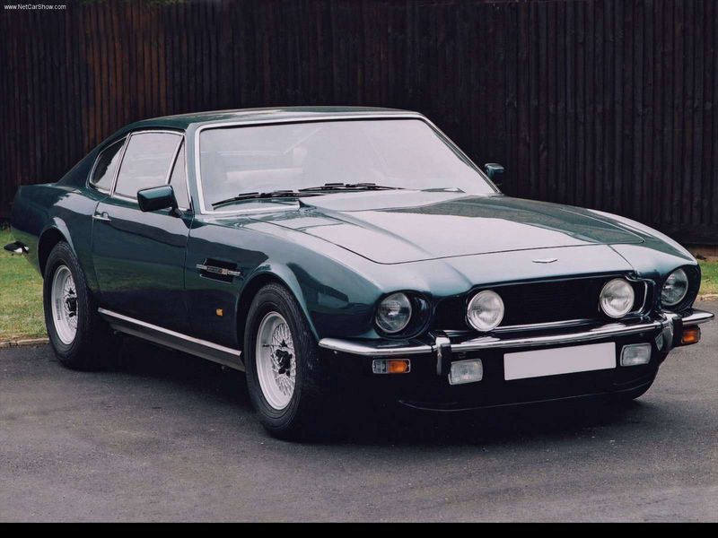 File:Aston V8rr.jpg