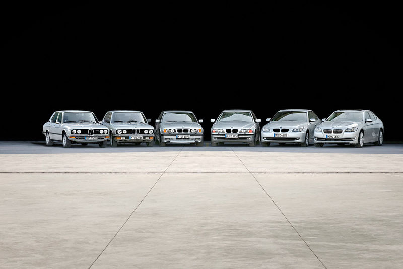 File:2011-BMW-5-Series-75.jpg