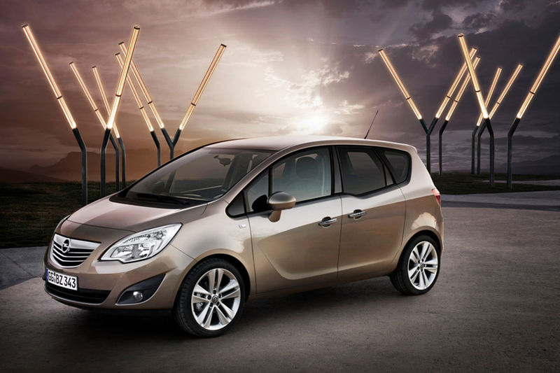 File:2010-Opel-Meriva-02.jpg
